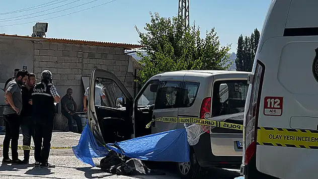Kayseri'de hafif ticari aracın çarptığı 1,5 yaşındaki Umay öldü