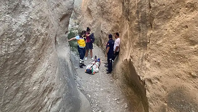 Kayseri'de kanyonda yürüyüş yaparken yaralanan İtalyan turist 1.5 saatte kurtarıldı
