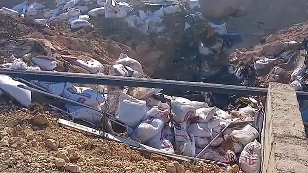 Kaza yapan tırda alevler içerisinde kalan baba ve 13 yaşındaki oğlu hayatını kaybetti
