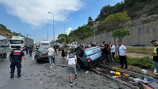 Kazada 1 kişi ölmüş 3 kişi de yaralanmıştı anne de 42 gün sonra yaşama veda etti
