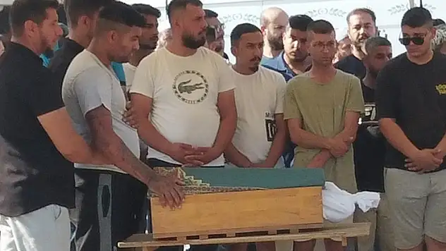 Kazada ailesinden 5 kişiyi kaybeden babanın en zor anları