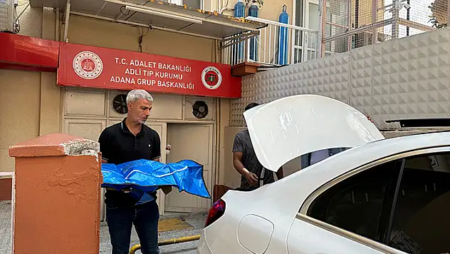 Kazada, annesinin karnında hayatını kaybeden 8,5 aylık bebeğin cenazesi ailesine teslim edildi
