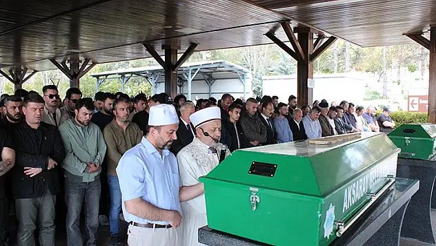 Kazada ölen tıp öğrencisi toprağa verildi