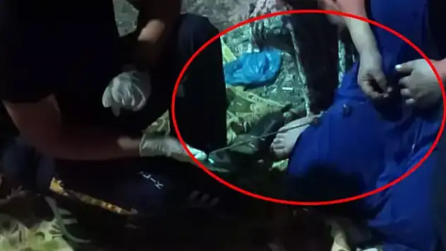 Kebap yerken karnına şiş saplanan kadın hastanelik oldu