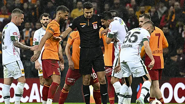 Keleş'ten hakem eleştirisi

