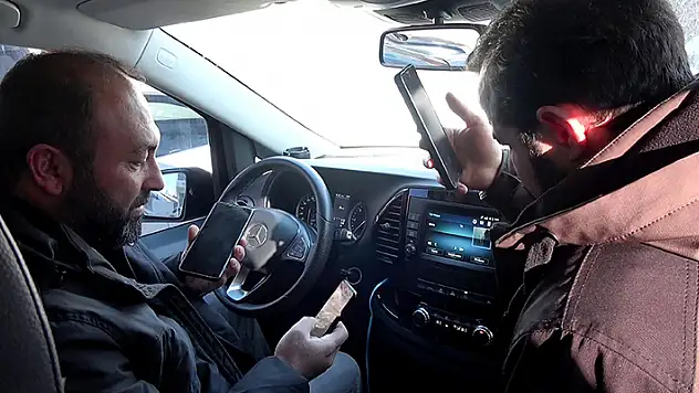 Kendini başsavcı olarak tanıtan dolandırıcı, telefona cevap veren polisin sicil numarasını sordu

