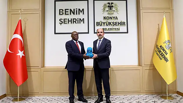 Kenya Büyükelçisi Boiyo ile Başkan Altay bir araya geldi
