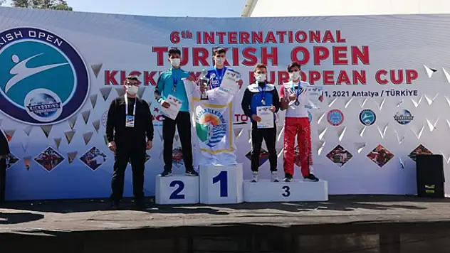 Kick Boks Avrupa Kupası'nda Selçuklu Belediyespor'dan iki madalya
