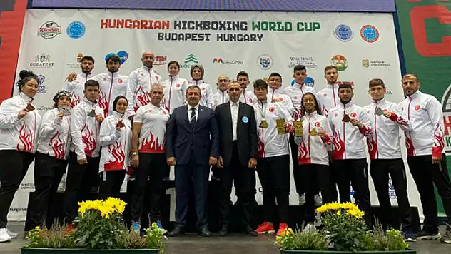 Kick Boks Milli Takımı'ndan 2'si altın 9 madalya
