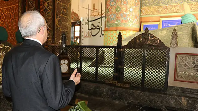 Kılıçdaroğlu, Mevlana Müzesi'ni ziyaret etti