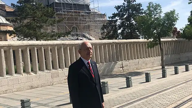Kılıçdaroğlu, Mevlana Müzesi'ni ziyaret etti