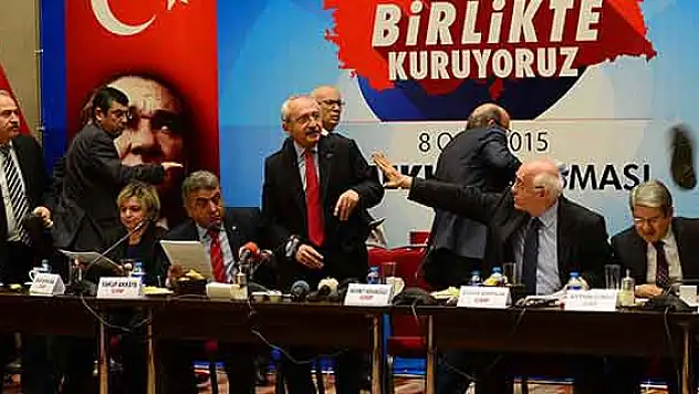 Kılıçdaroğlu'na ayakkabı fırlattı