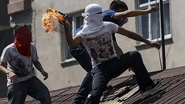 Kiliseleri bombalayıp suçu devlete atacaklar!