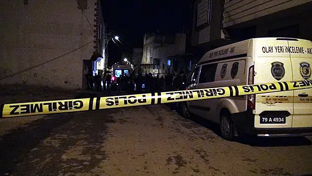 Kilis'te vahşet: Baba, anne ve 3 çocuğu evlerinde ölü bulundu
