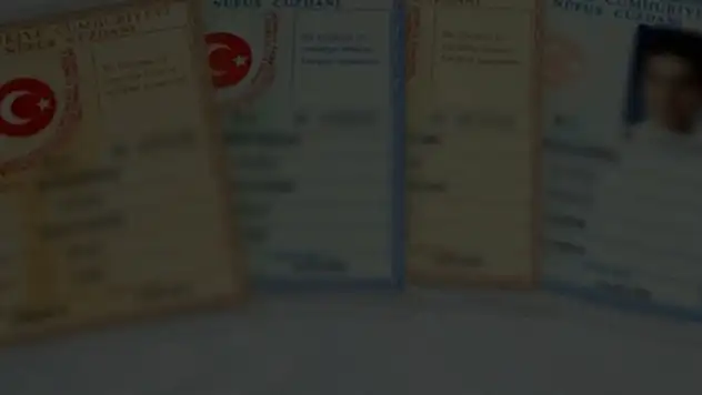 Kimliklerde FETÖ temizliği
