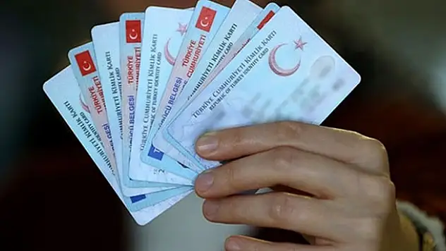 Kimliklerle ilgili yeni düzenleme! Resmen başladı...