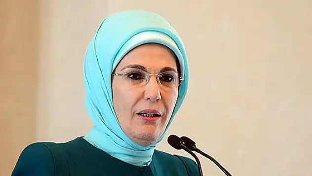 Kimsesiz kalmış çocuklara sahip çıkın
