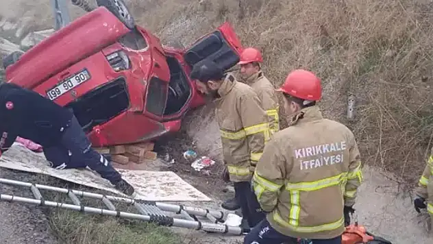 Kırıkkale'de feci kaza: Baba öldü, oğlu ağır yaralandı
