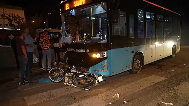 Kırıkkale'de halk otobüsü ile motosiklet çarpıştı. 1 ölü 1 yaralı
