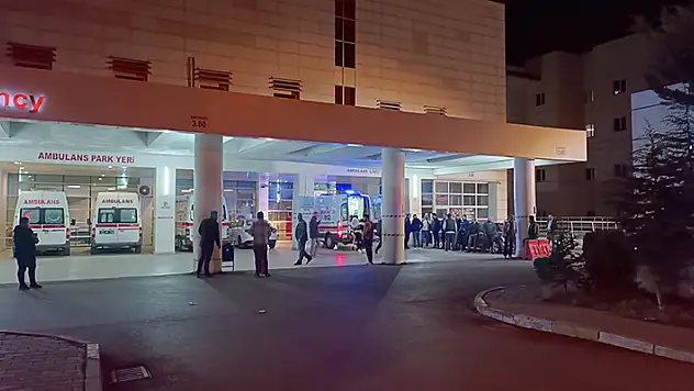 Kırıkkale'de AK Parti İlçe Başkanı, oy verme kavgasında tüfekle ayağından vuruldu
