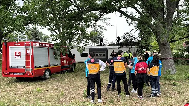 Kırklareli'de otobüs devrildi: Çok sayıda yaralı var
