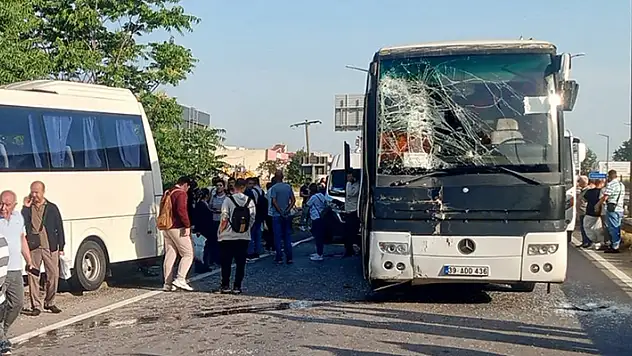 Kırklareli'nde zincirleme trafik kazasında 19 kişi yaralandı
