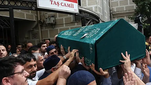 Kırklareli'ndeki selde hayatını kaybeden doktor ve eşi için cenaze töreni düzenlendi
