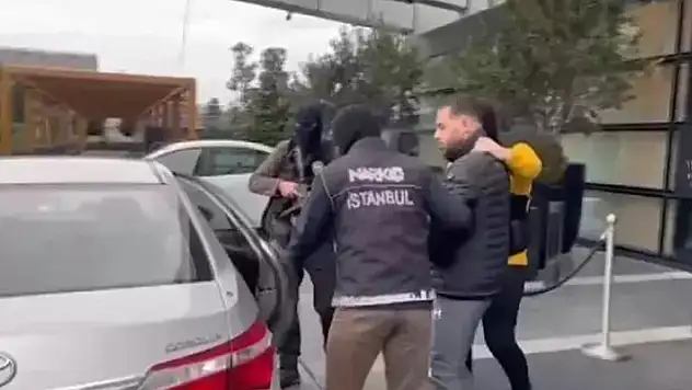 Kırmızı bültenle aranan uyuşturucu karteli elebaşı Sammy Ali İstanbul'da yakalandı
