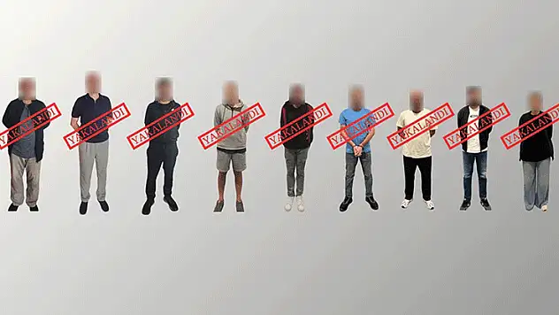 Kırmızı bültenle uluslararası seviyede aranan 9 suçlu Türkiye'ye getirildi