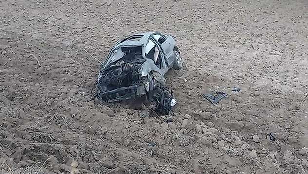 Kırşehir'de devrilen otomobilin sürücüsü öldü
