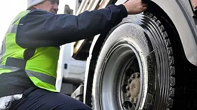Kış lastiği takmayanlara ceza yağdı