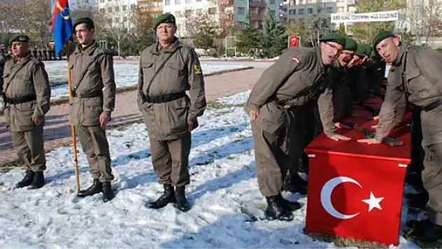 Kısa dönem erler yemin etti