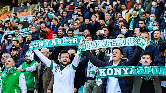 Kısıtlamalar kalktı, herkes tribüne! 