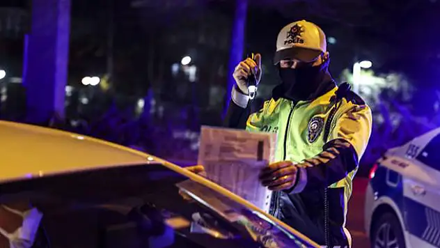 Kısıtlamalara uymayan 27 bin 839 kişiye işlem yapıldı