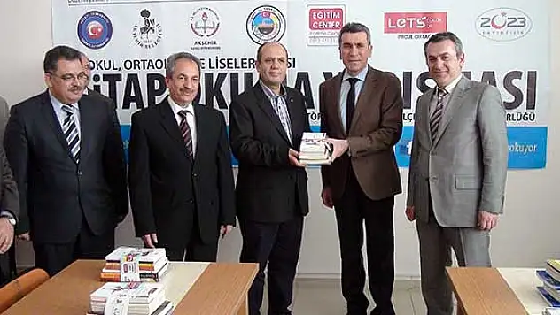 Kitap kampanyası'na Akşehir Ticaret Odası'ndan destek