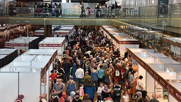 Kitapseverleri buluşturacak etkinlikte anlamlı tema