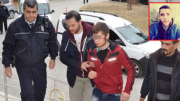 Kız kardeşine laf attığı iddiasıyla arkadaşını öldürdü