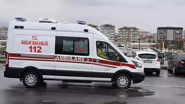 Kız meselesi yüzünden çıkan kavga kanlı bitti
