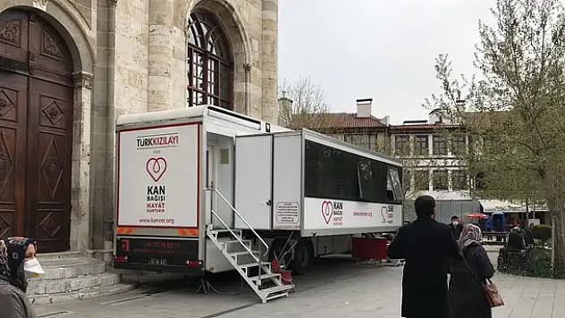 Kızılay Karatay Şubesi'nden kan bağışı çağrısı