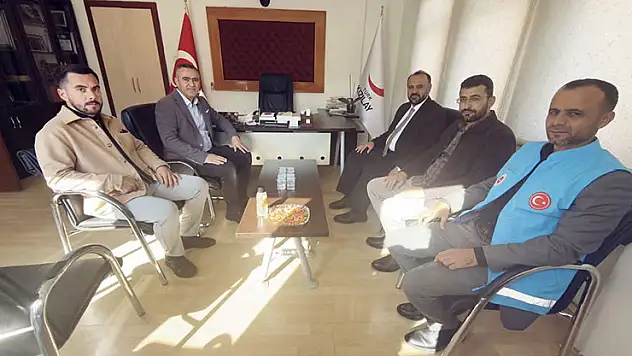 Kızılay'ı ziyaret ettiler