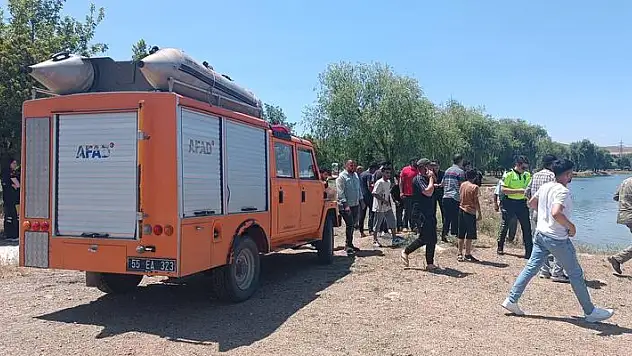 Kızılırmak'a giren Iraklı 3 çocuktan 1'i boğuldu, 2'si kayboldu
