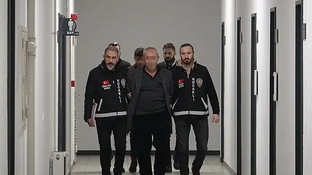 Kızına bıçakla saldıran damadı ve damadının kardeşini vuran babaya ev hapsi verildi

