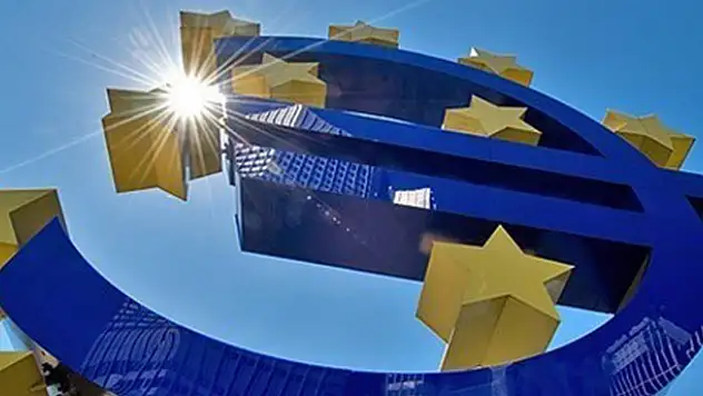 KKTC, TL'den Euro'ya geçecek