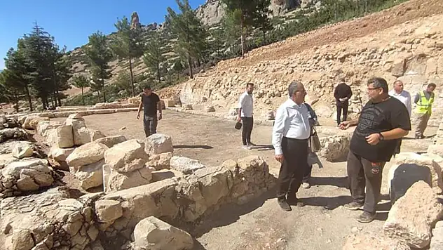 KMÜ Rektörü Gavgalı, Ermenek'te akademik kurul toplantısına katıldı
