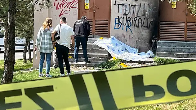 Koca dehşeti! Boşanma aşamasındaki eşini 3 kurşunla öldürdü

