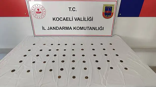 Kocaeli'de Antik Yunan dönemine ait 53 sikke ele geçirildi
