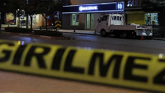 Kocaeli'de banka şubesindekiler rehin alındı
