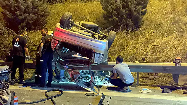 Kocaeli'de takla atan otomobildeki 3 kişi öldü
