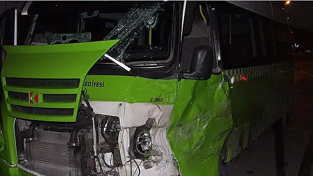 Kocaeli'de trafik kazası: 10 yaralı