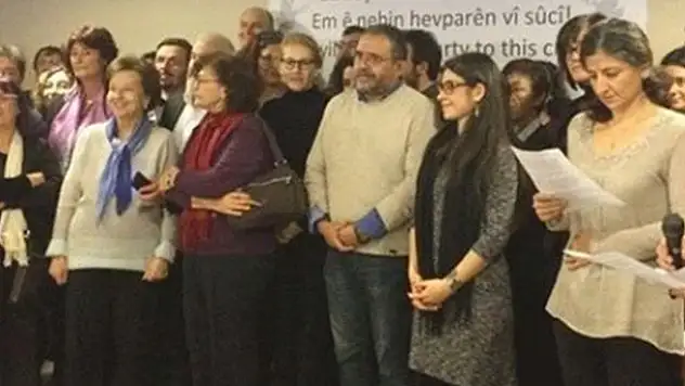 Kocaeli'nde 21 akademisyene gözaltı!